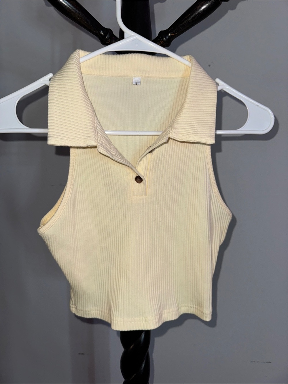 Sleeveless Ribbed Polo Tank Top - Cream 2.L2